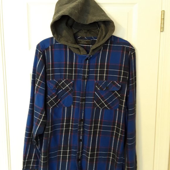 No Boundaries, hooded long sleeve flannel, size A4/S 34/36 blue w/black and whit - Picture 4 of 8